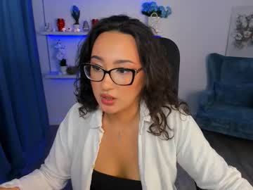 Evasarazardje Chaturbate stream image from October 28, 2025