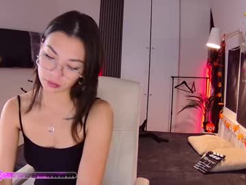 New_Meow Chaturbate stream image from October 28, 2025