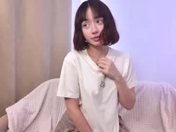 Starlizy Chaturbate stream image from October 28, 2025