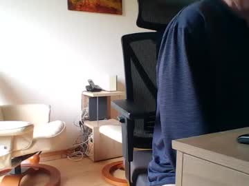 Camcologne Chaturbate stream image from October 28, 2025