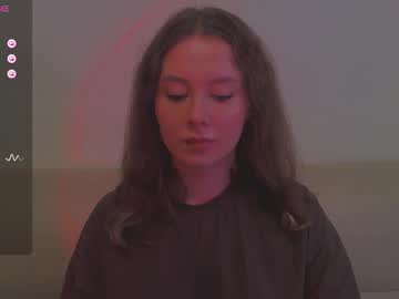 Miranadevl Chaturbate stream image from October 28, 2025