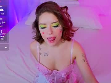 Selenamills Chaturbate stream image from October 28, 2025