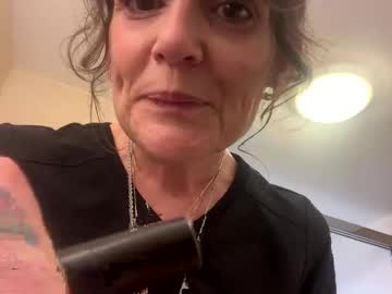 Tinyjuiceysllit Chaturbate stream image from October 28, 2025