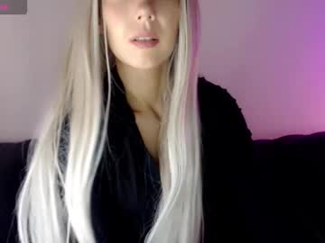 Pervyblonde Chaturbate stream image from October 28, 2025