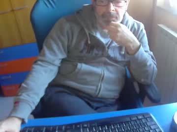 Zeus58100 Chaturbate stream image from October 28, 2025