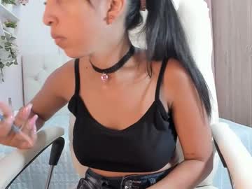Tiana_Glowxxx Chaturbate stream image from October 28, 2025