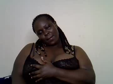 Bigg_Cate Chaturbate stream image from October 28, 2025