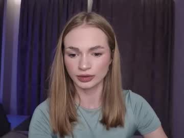 Karinchik544 Chaturbate stream image from October 28, 2025