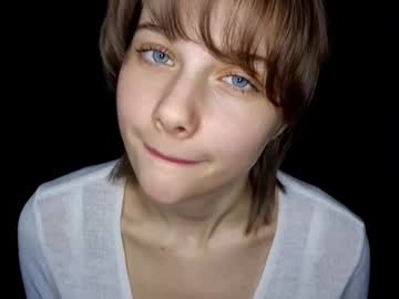 Micasulejmanovski Chaturbate stream image from October 28, 2025