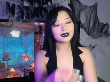 Mirafloat Chaturbate stream image from October 28, 2025