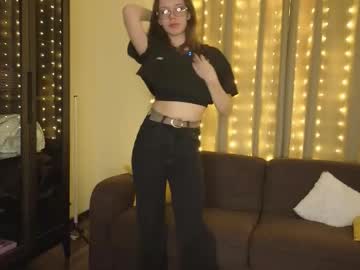 Steventidball Chaturbate stream image from October 28, 2025
