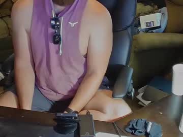 Dotyoureyezez Chaturbate stream image from October 28, 2025
