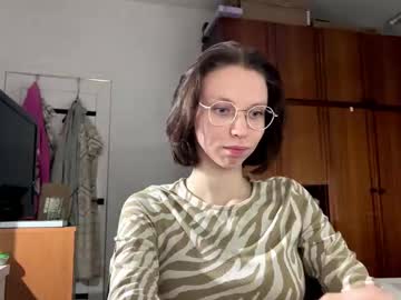 Iluminadabiase Chaturbate stream image from October 28, 2025