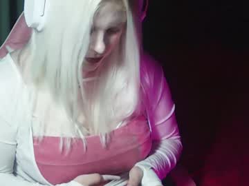Jessiangels Chaturbate stream image from October 28, 2025