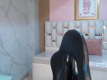 Allyssa_Bellini_S Chaturbate stream image from October 28, 2025