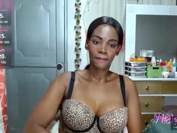 Mariah_Hellen Chaturbate stream image from October 28, 2025