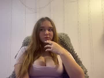 Babyblissxx Chaturbate stream image from October 28, 2025
