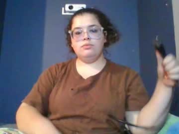 Babyelle0 Chaturbate stream image from October 28, 2025