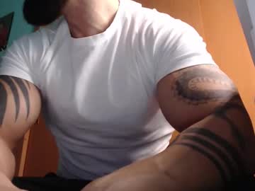 Bigstallone Chaturbate stream image from October 29, 2025