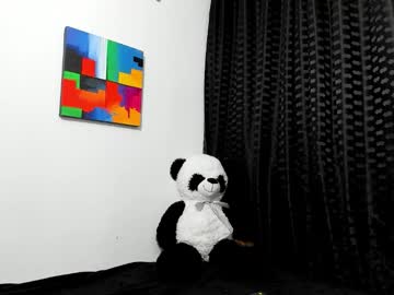 Maxi_Styles Chaturbate stream image from October 29, 2025