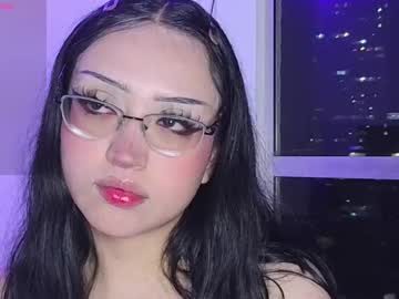 Mollyghostly Chaturbate stream image from October 29, 2025