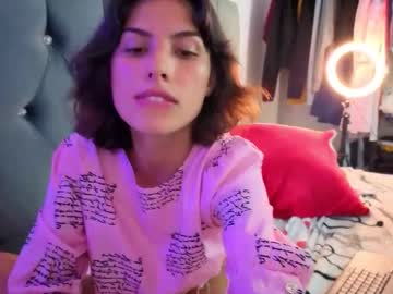 Ninasky19 Chaturbate stream image from October 29, 2025