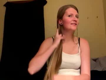 Tressabelle Chaturbate stream image from October 29, 2025