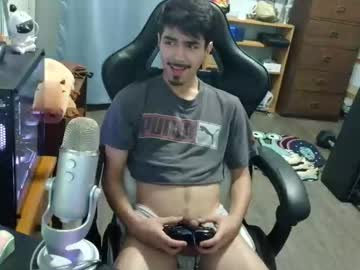 Harddmikee Chaturbate stream image from October 29, 2025