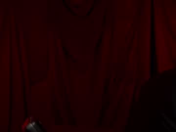 Maxhughes Chaturbate stream image from October 29, 2025