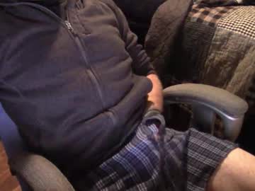 Heavilyhung Chaturbate stream image from October 29, 2025