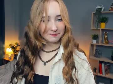 Tiaraganze Chaturbate stream image from October 29, 2025