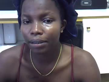 Craizybitch Chaturbate stream image from October 29, 2025