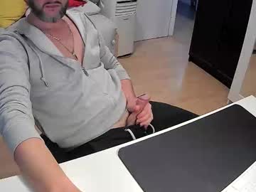 Lovejm Chaturbate stream image from October 29, 2025