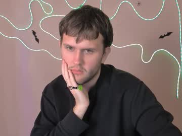 Emmet_Storm Chaturbate stream image from October 29, 2025