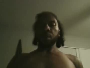 Mikkilonglegs11 Chaturbate stream image from October 29, 2025