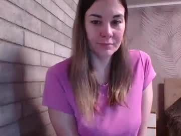 Adelfreshq Chaturbate stream image from October 29, 2025