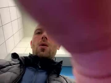 Rotteei1 Chaturbate stream image from October 29, 2025