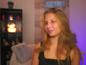 Emmie_Murray Chaturbate stream image from October 29, 2025
