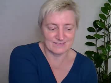 Vea_Motty Chaturbate stream image from October 29, 2025