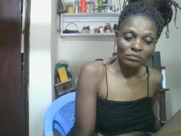 Ebonyqueen4 Chaturbate stream image from October 29, 2025