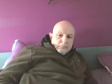 Reddw1 Chaturbate stream image from October 29, 2025