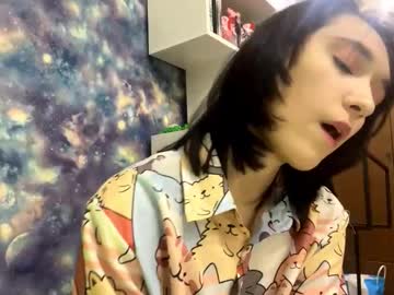 Azaleegansen Chaturbate stream image from October 29, 2025