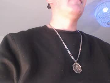 Chinomanelli Chaturbate stream image from October 29, 2025