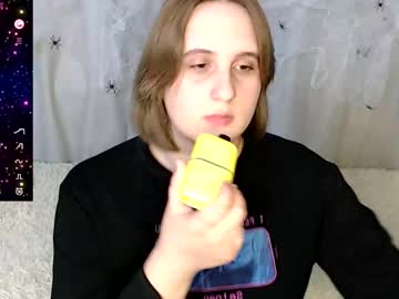 Phantommira Chaturbate stream image from October 29, 2025