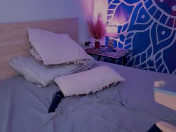 Unic0rnporn Chaturbate stream image from October 29, 2025