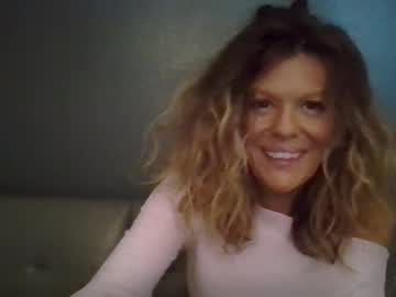 Haileys123 Chaturbate stream image from October 29, 2025