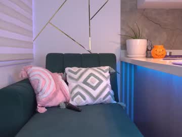 B3llaspring Chaturbate stream image from October 29, 2025