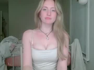 Sp8cebunni99 Chaturbate stream image from October 29, 2025