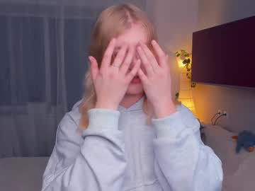 Shantiyagin Chaturbate stream image from October 29, 2025