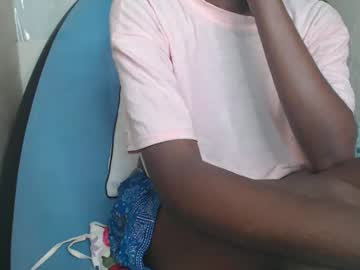 Slimbea9 Chaturbate stream image from October 29, 2025